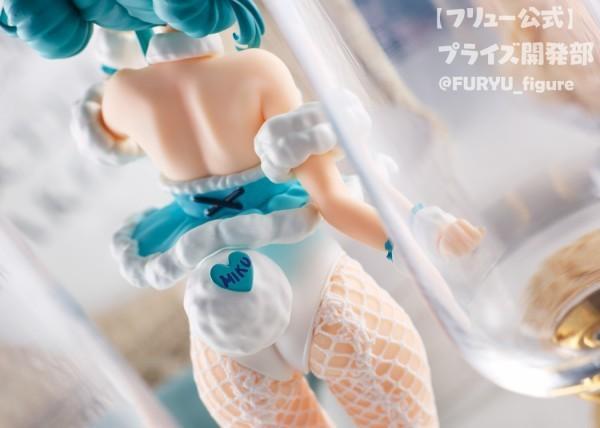 Hatsune Miku – White Bunny Pearl Color Ver. | FuRyu BiCute Bunnies Figure