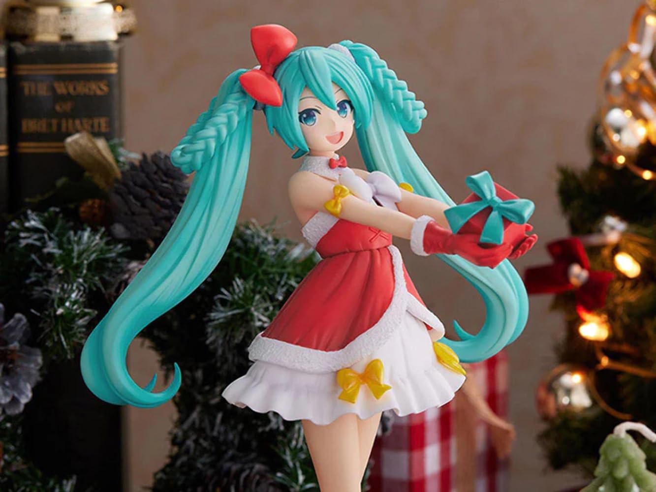 100% Authentic SEGA Hatsune Miku Christmas 2022 SPM Figure US Stock