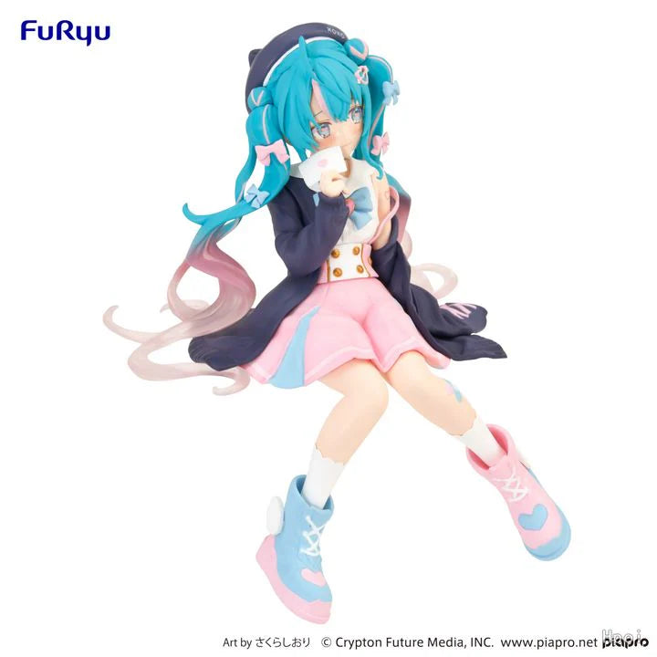 FuRyu Hatsune Miku Noodler Stopper Figure - Sailor Suit in Love -