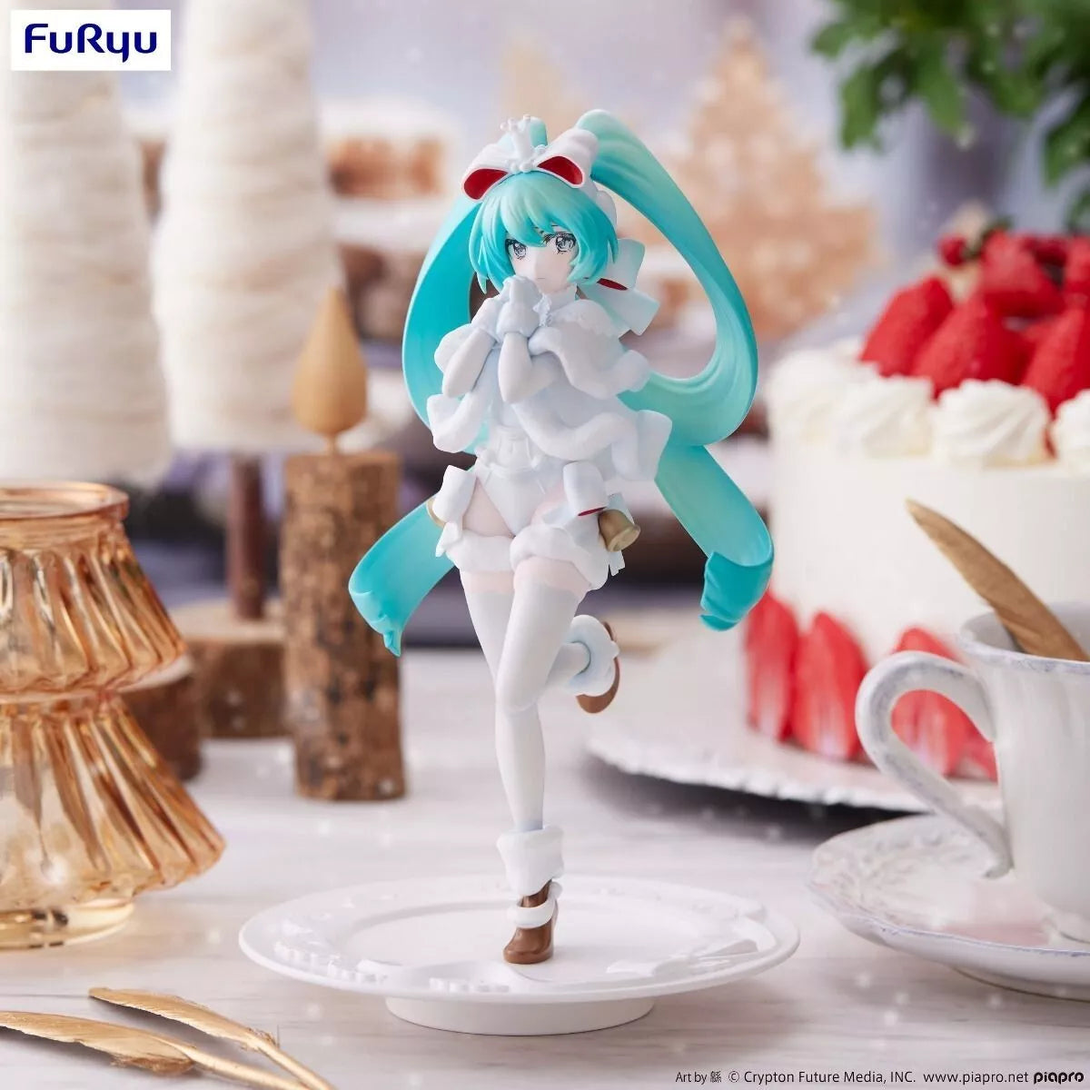 FuRyu Hatsune Miku Sweet Sweets Series – Noel Ver. Figure