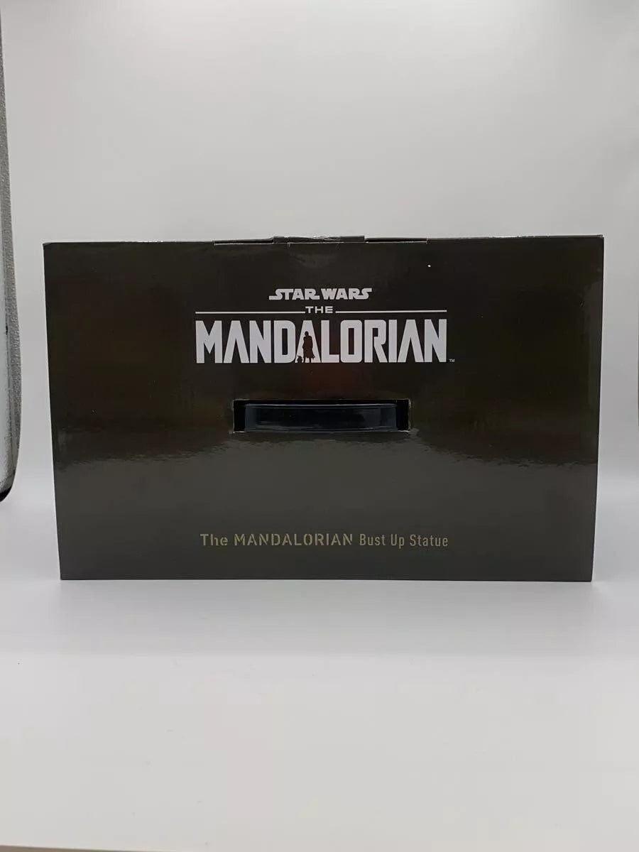 The Mandalorian Bust Up Statue - Star Wars A Prize (Sunny Side Up)