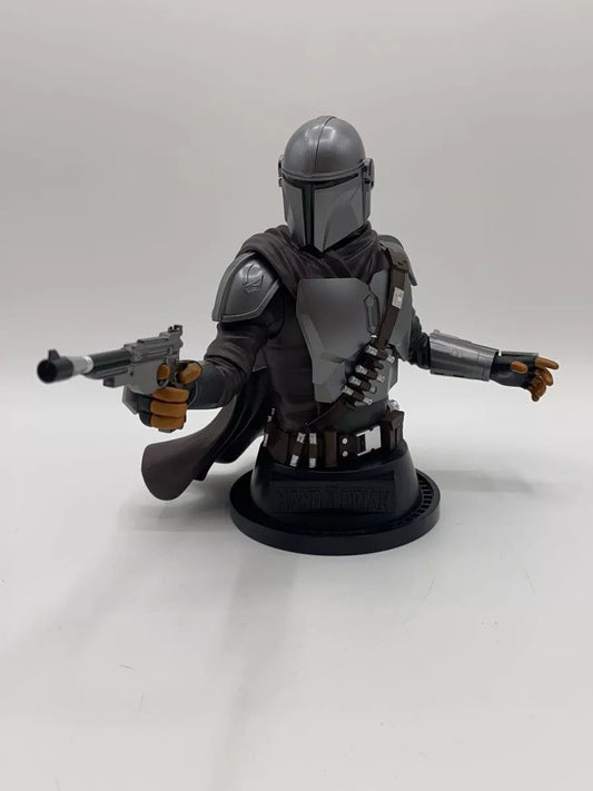 The Mandalorian Bust Up Statue - Star Wars A Prize (Sunny Side Up)