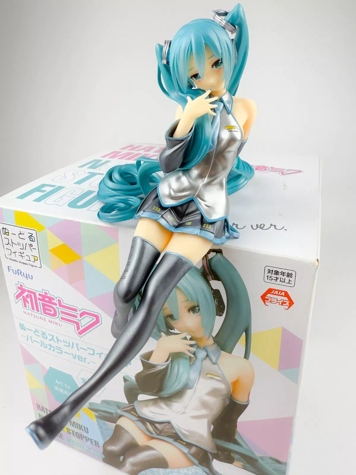 Hatsune Miku - Noodle Stopper Figure - Pearl Color Ver. | FuRyu Official Licensed Collectible