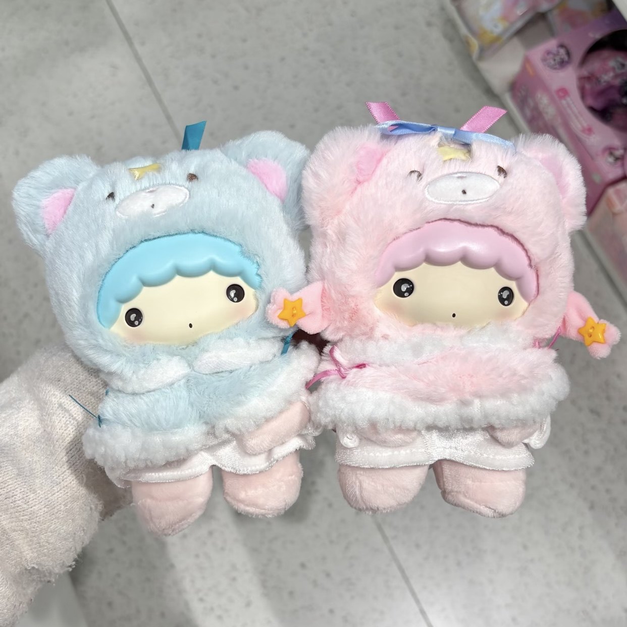 MINISO Sanrio Little Cape Vinyl Plush Pendant Blind Box Keychain