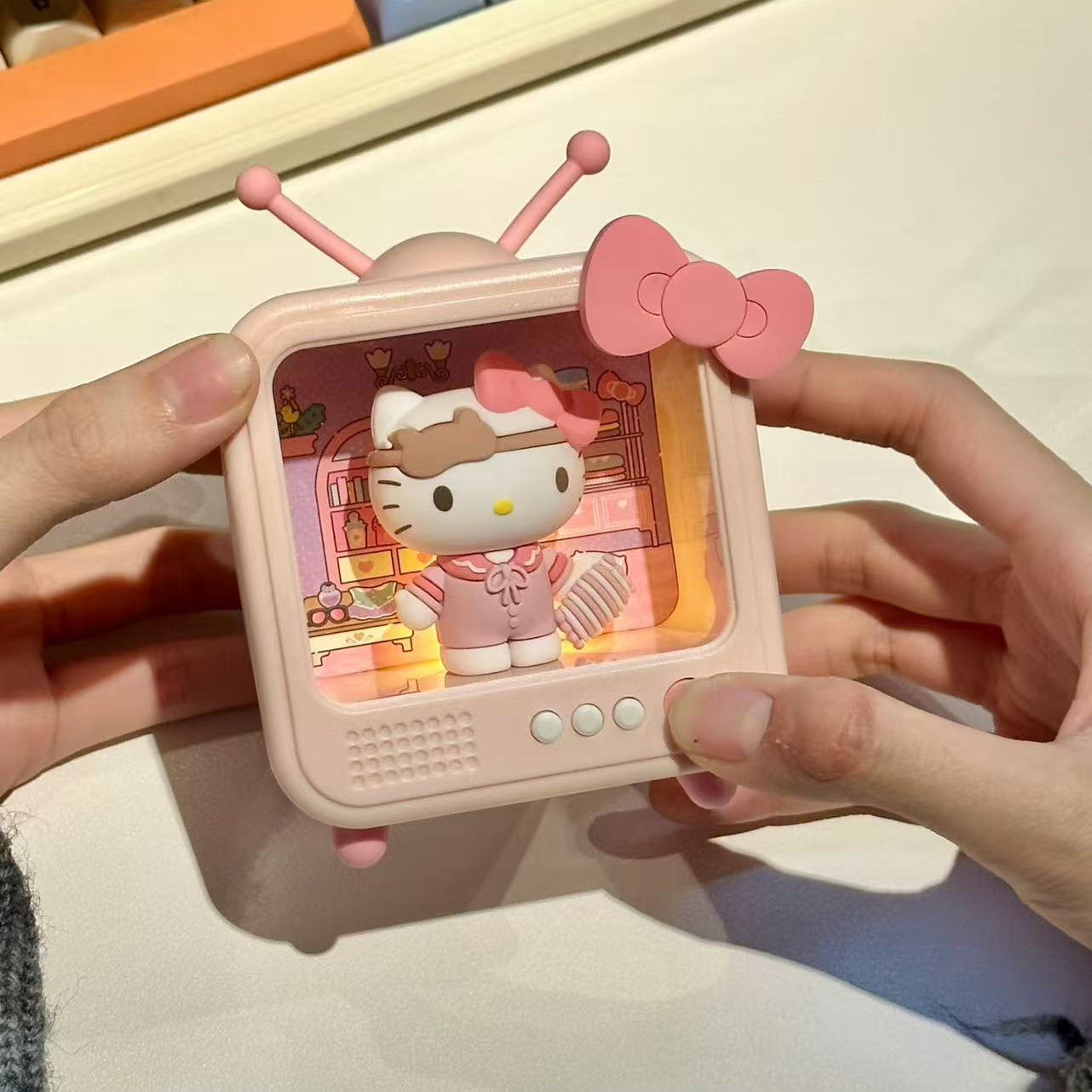 Sanrio TV Channel Light Figure Hello Kitty Kuromi My Melody Cinnamoroll