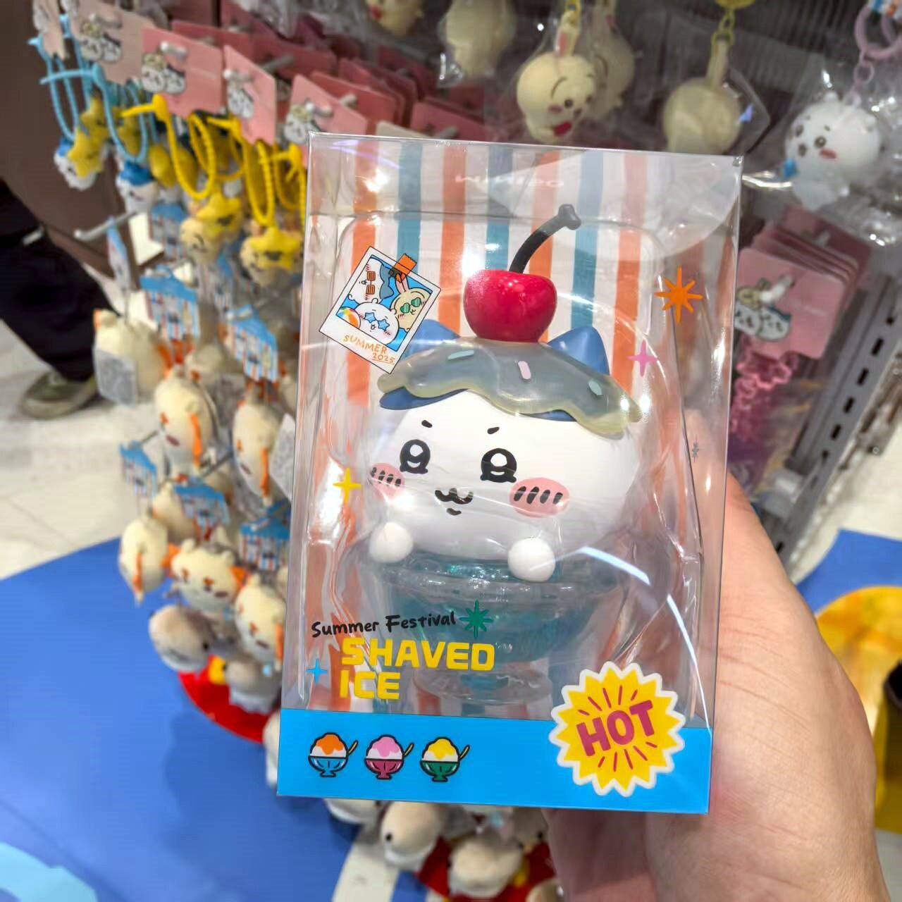 Chiikawa Ice Cream Glitter Mini Figure – PVC Display Toy