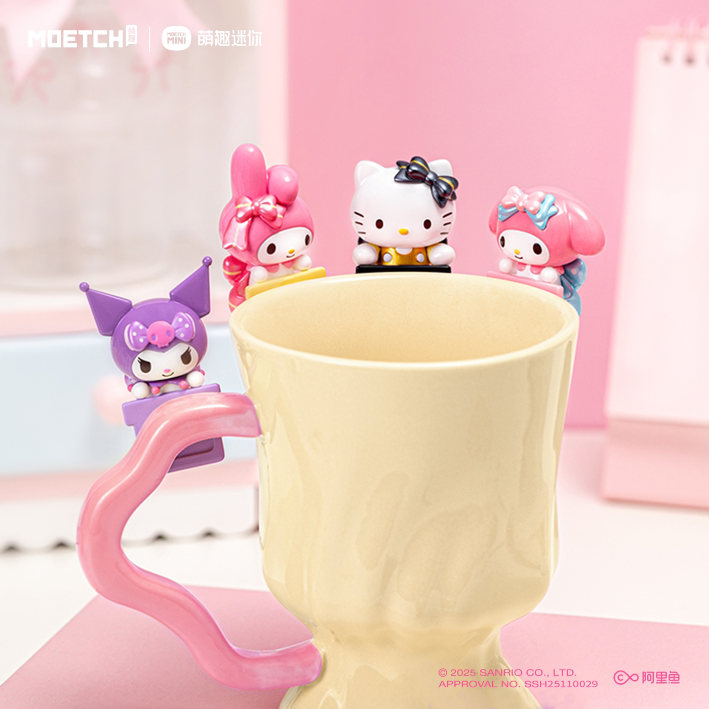 Sanrio Characters Sweet Bow Mini Blind Box Figure Phone Decor Collectible (6+1 Styles)