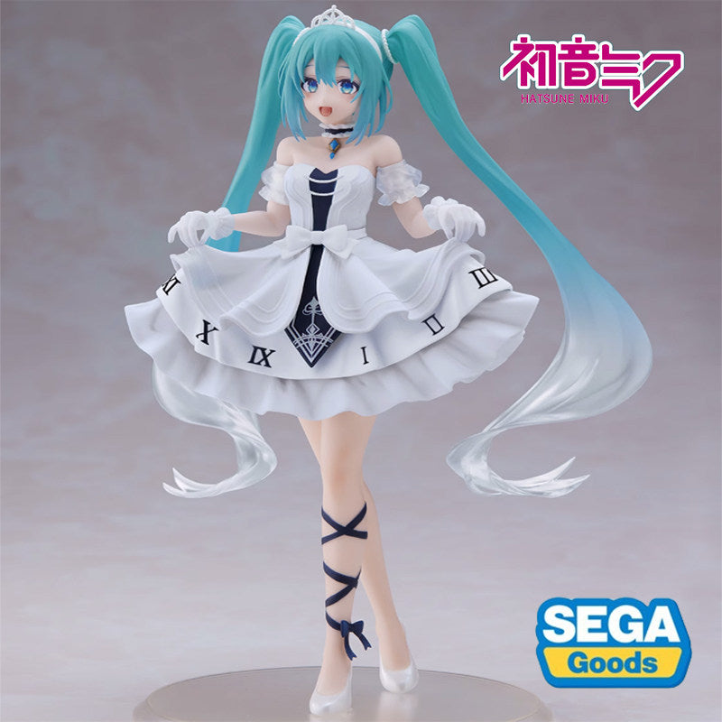 TAITO Hatsune Miku Wonderland Cinderella White Ver. Figure