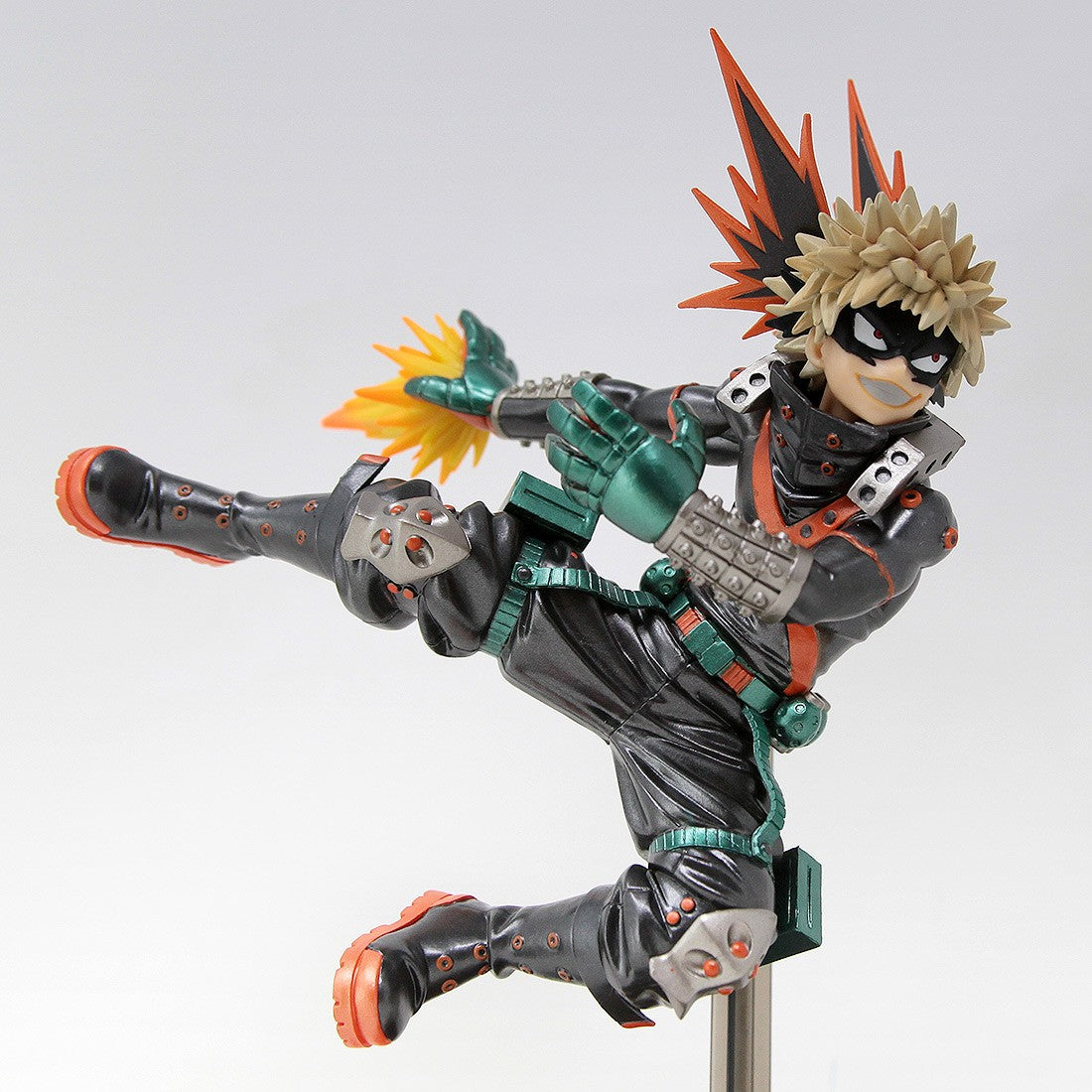 My Hero Academia The Amazing Heroes Special Katsuki Bakugo Metallic Color Figure