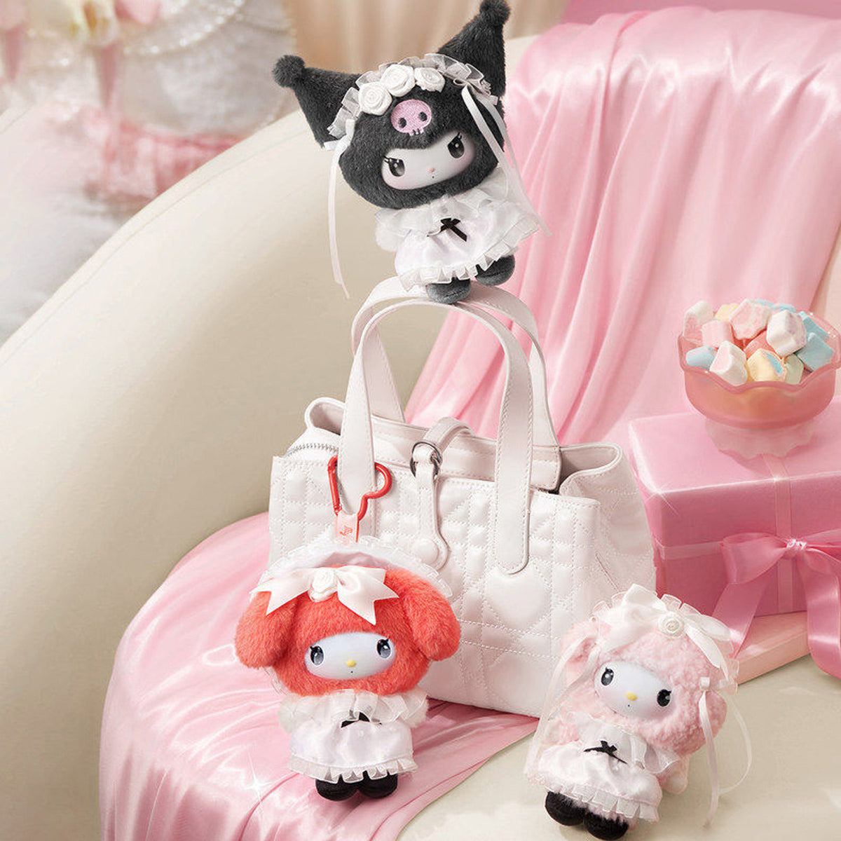 MINISO Sanrio Rose Garden Dreams Vinyl Plush Pendant Blind Box