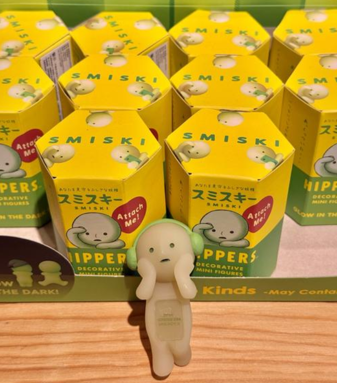 Sonny Angel Smiski Lying Angel Single Blind Box