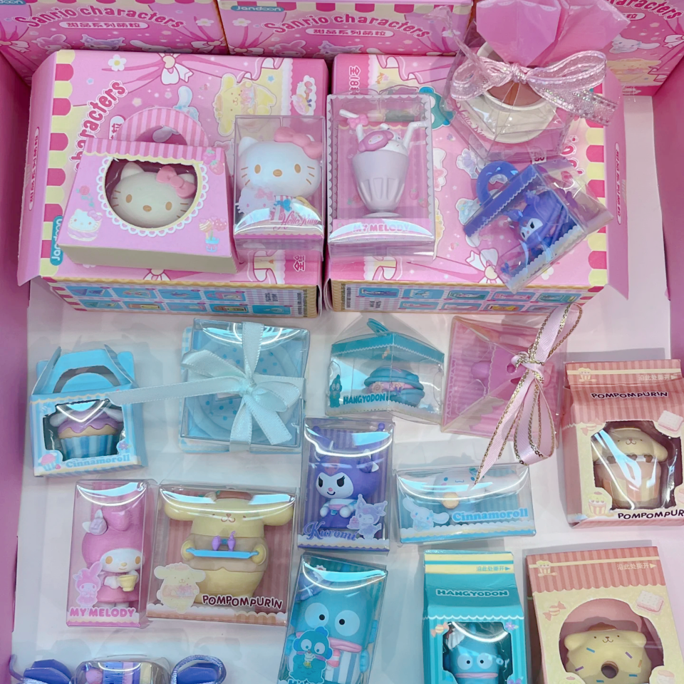 Sanrio Dessert Blind Box Mini Figure PVC – Hello Kitty/My Melody/Kuromi (Random)