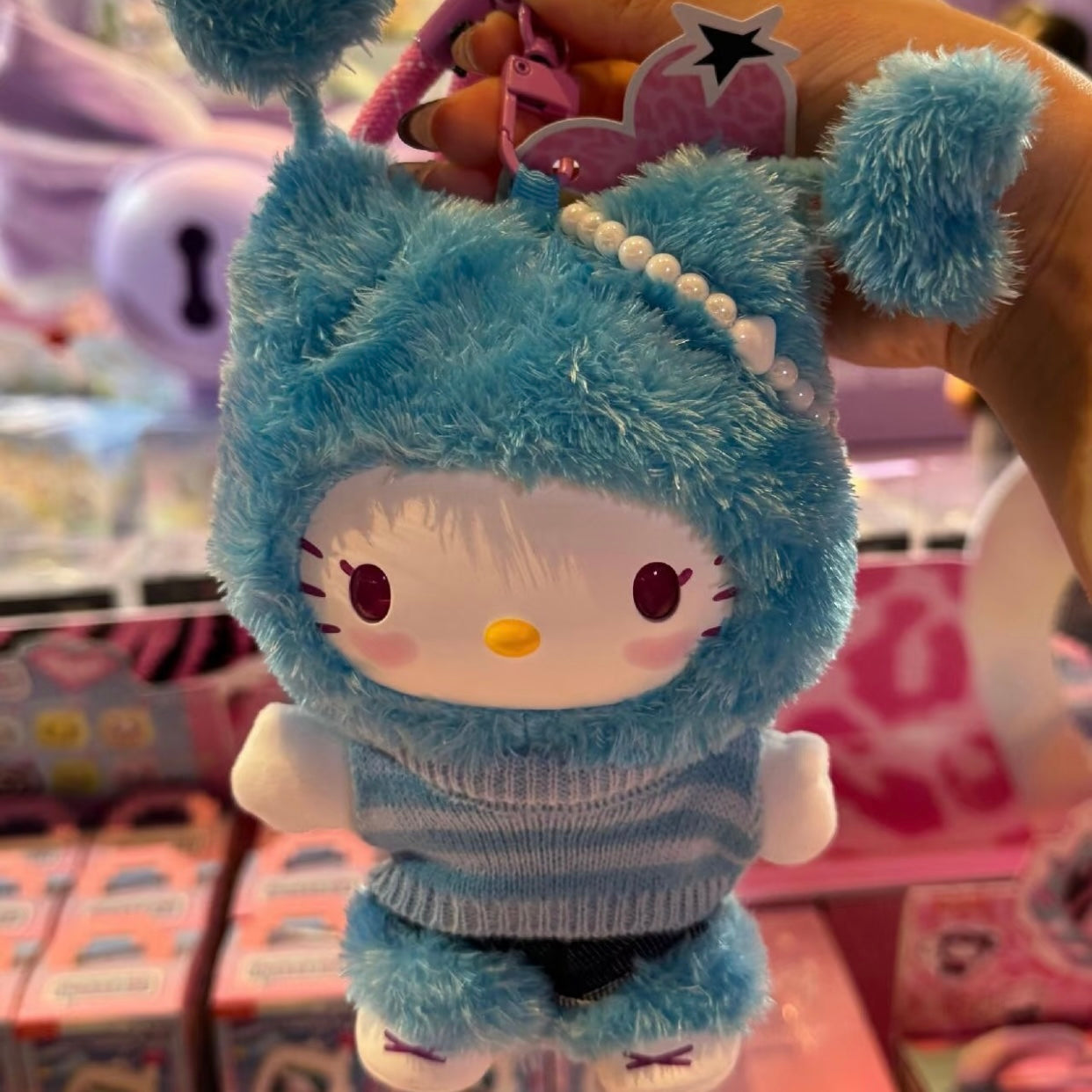 MINISO Hello Kitty Pop Star Blind Box Plush Keychain — US Seller