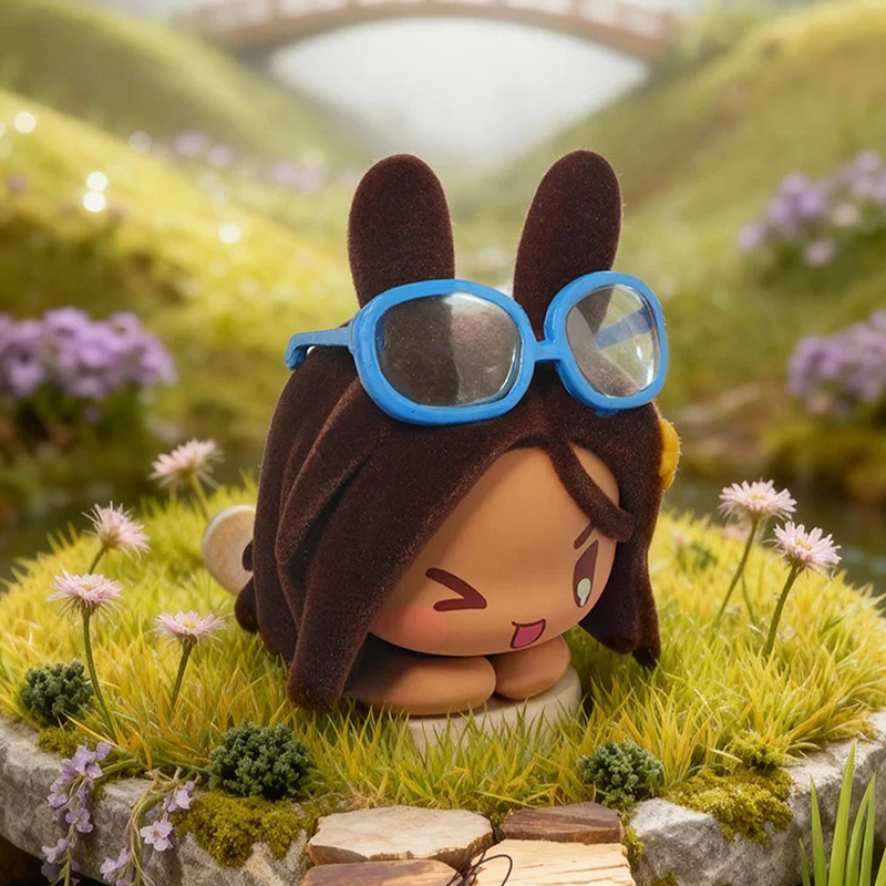 Alien Stage Bunny Series Blind Box Figure – Designer Vinyl Desk Toy