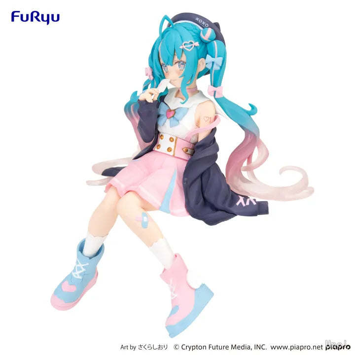 FuRyu Hatsune Miku Noodler Stopper Figure - Sailor Suit in Love -