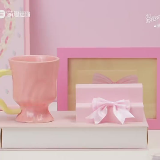 Sanrio Characters Sweet Bow Mini Blind Box Figure Phone Decor Collectible (6+1 Styles)